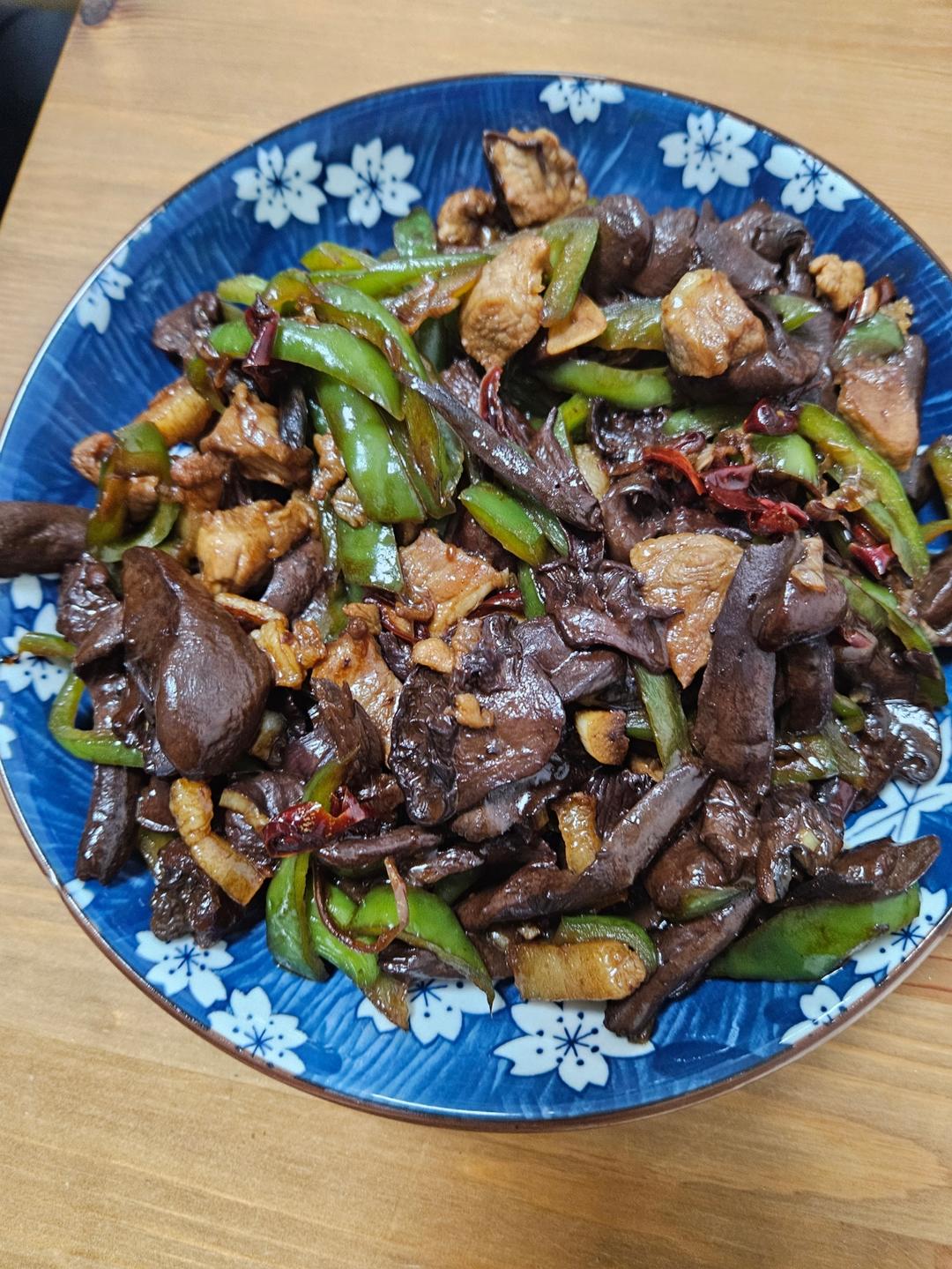 炒肉蘑