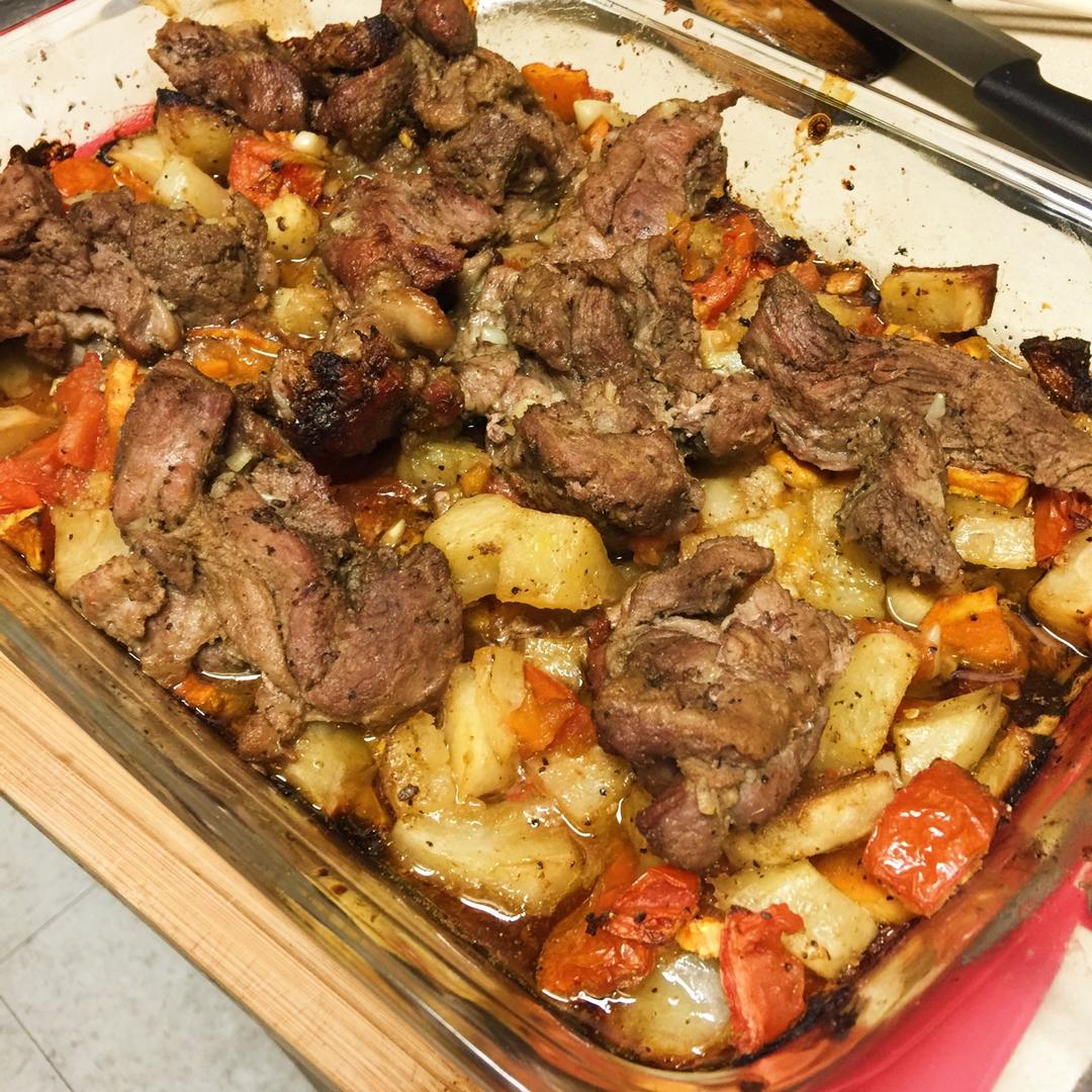 孜然蒜香烤羊腿