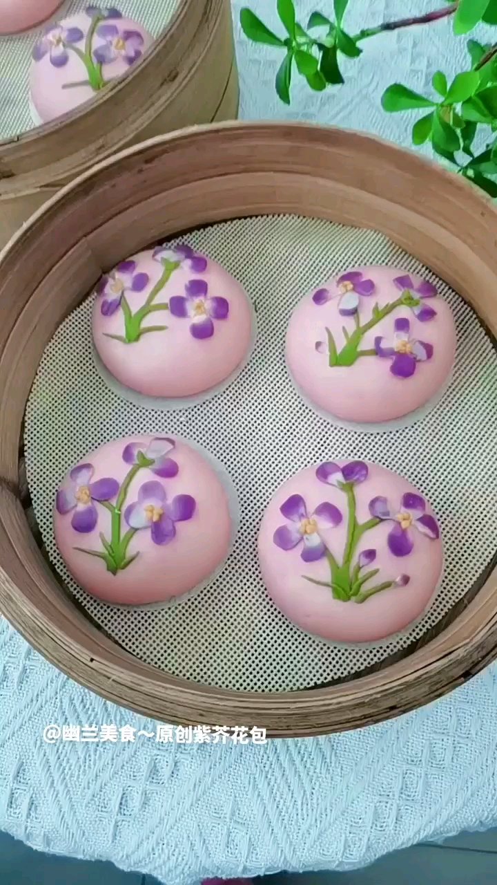 春暖花开～原创紫花豆沙包的做法 步骤10
