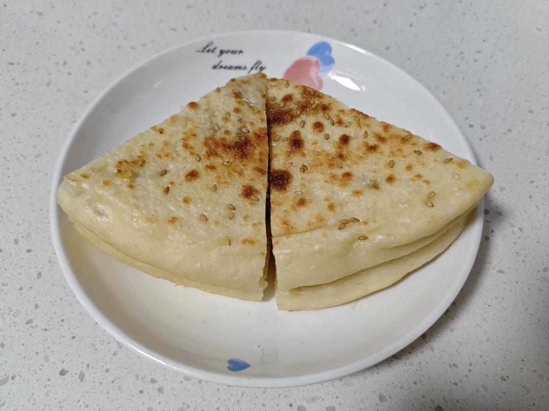 [快手早餐]咸蛋白肉沫香葱发面饼