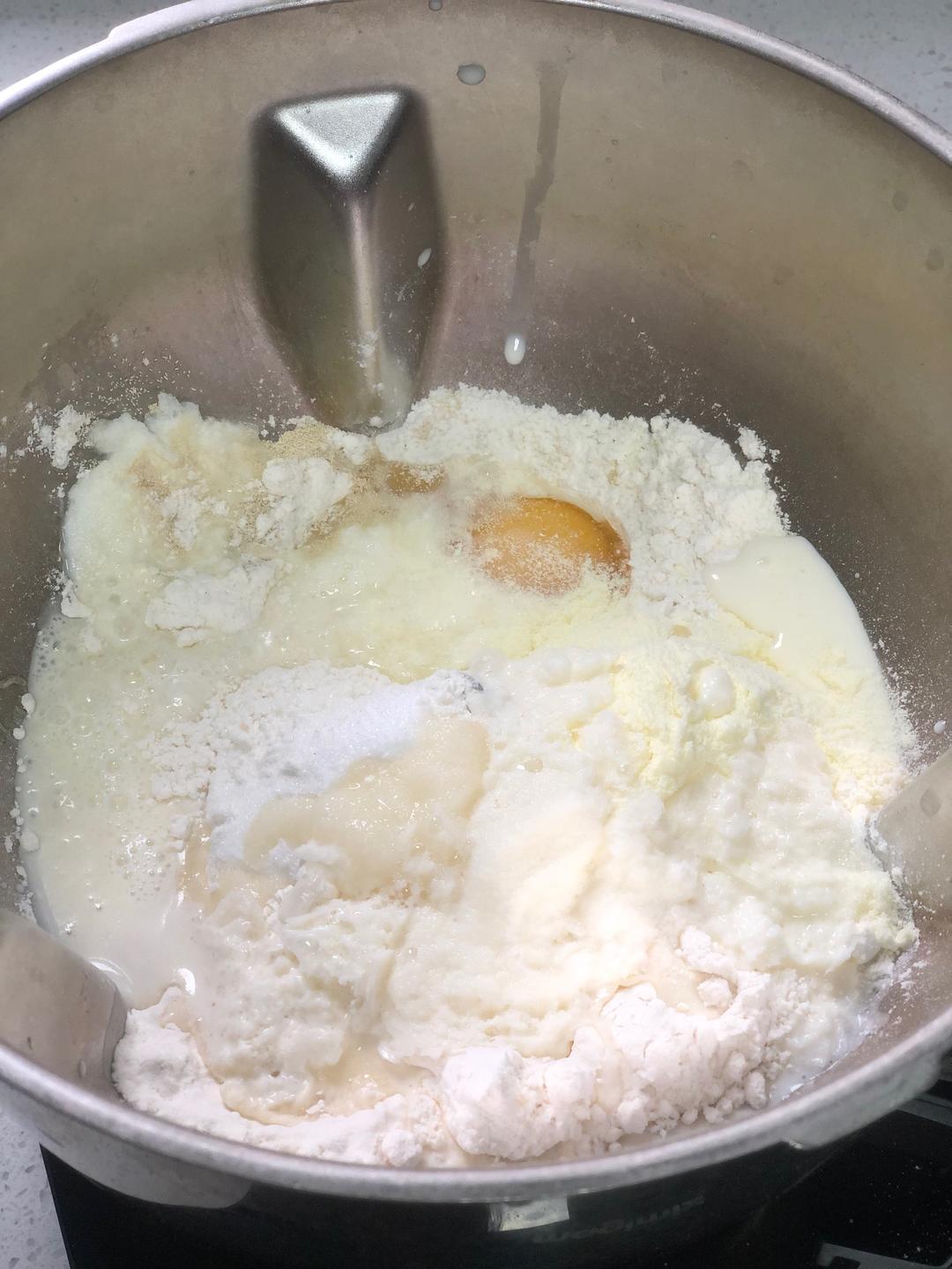 纯奶手撕吐司的做法 步骤1