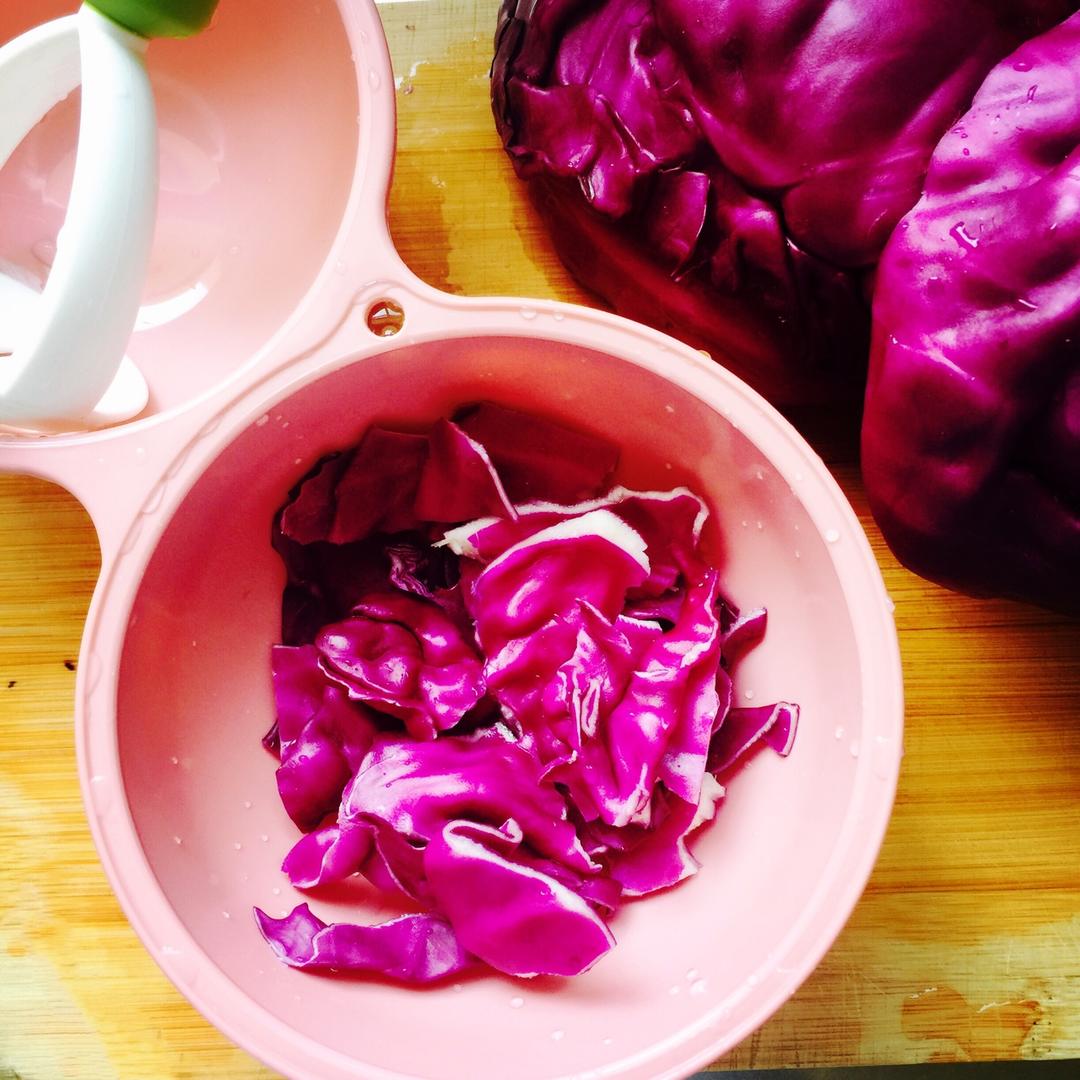 lv小lv做的紫甘蓝泥(7个月宝宝辅食)