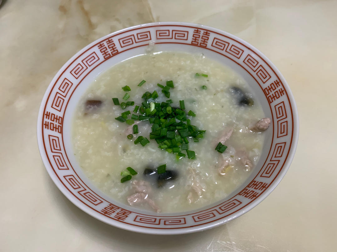 堂妈家的皮蛋瘦肉粥