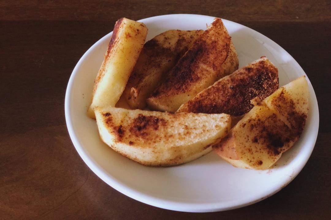 【暖身】超好吃肉桂烤苹果 可替代白砂糖 Cinnamon Apple