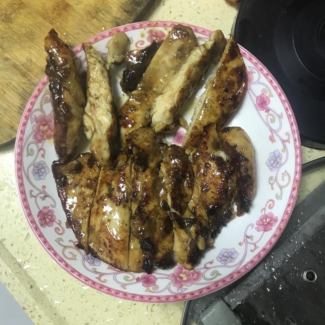 香煎嫩滑鸡胸肉