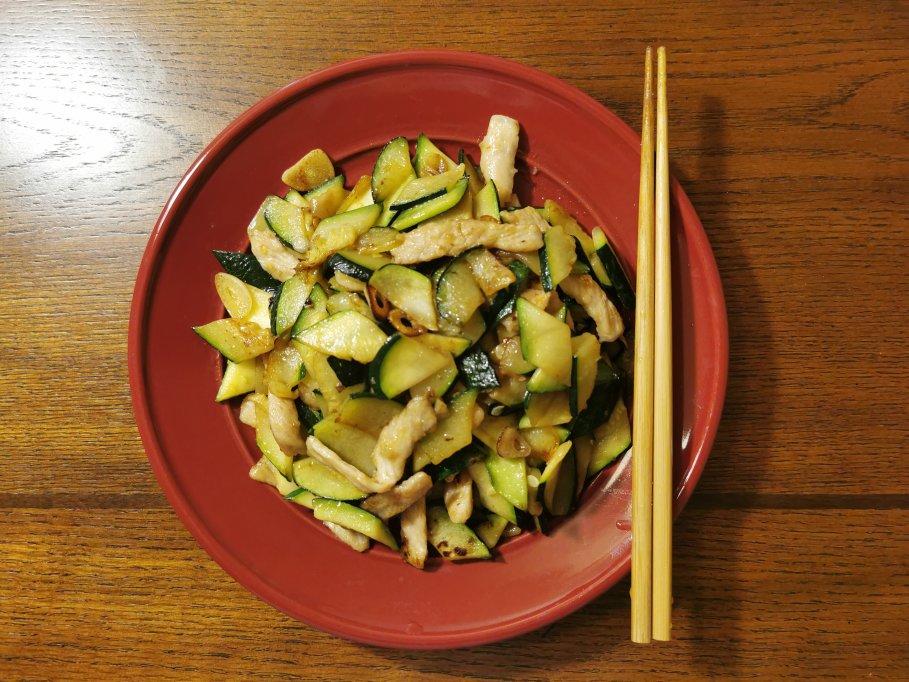 西葫芦炒肉片