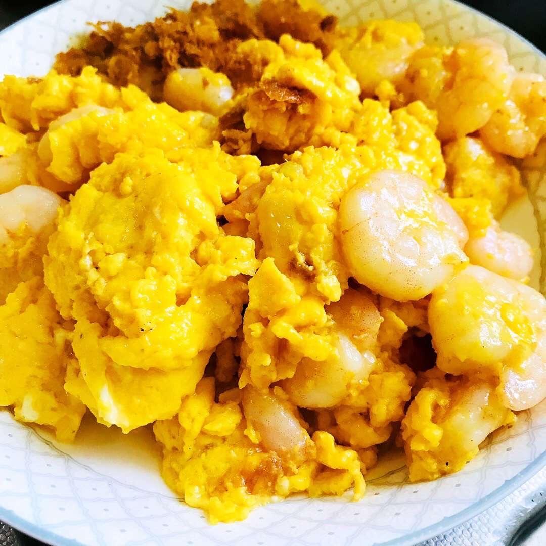 鲜香嫩滑的 虾仁滑蛋