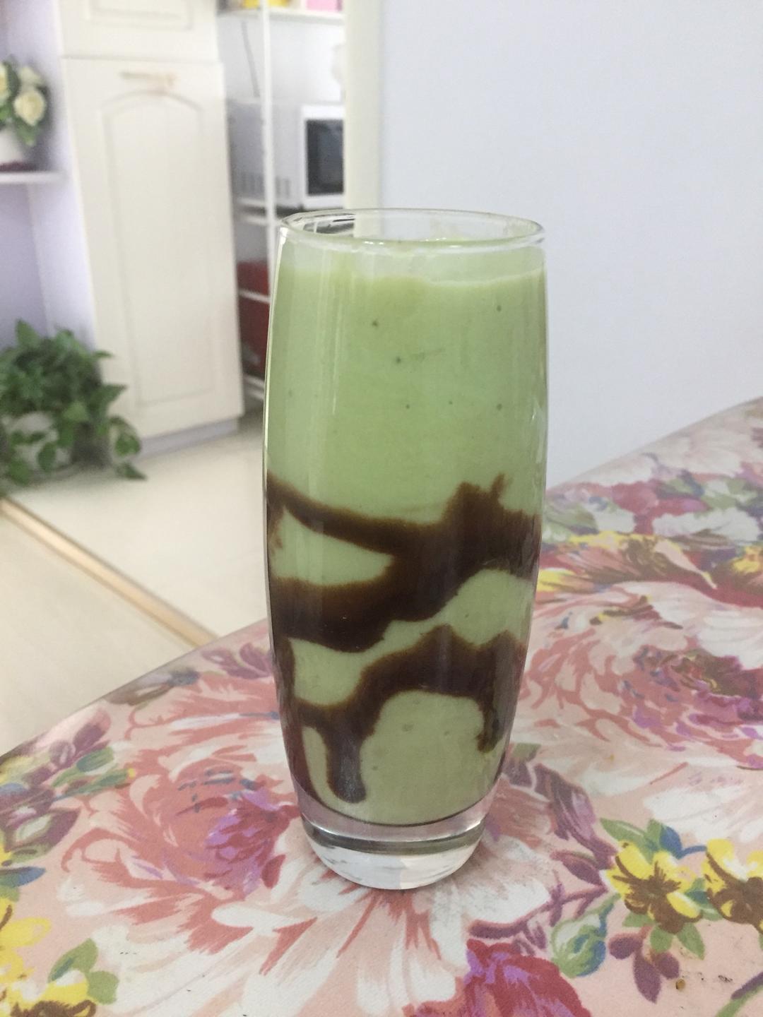 巴厘岛牛油果汁