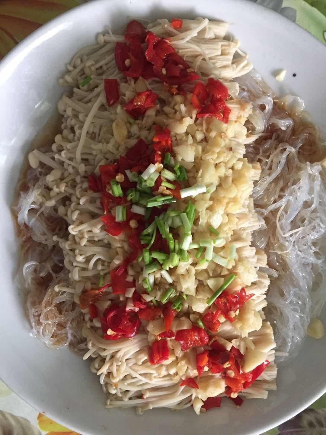 蒜蓉蒸金针菇
