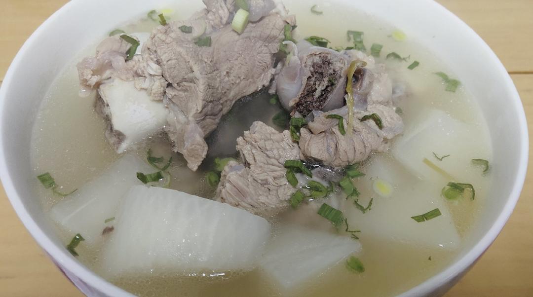 五花肉豆角蒸面条&筒骨萝卜汤【1月北鼎蒸炖锅食谱】