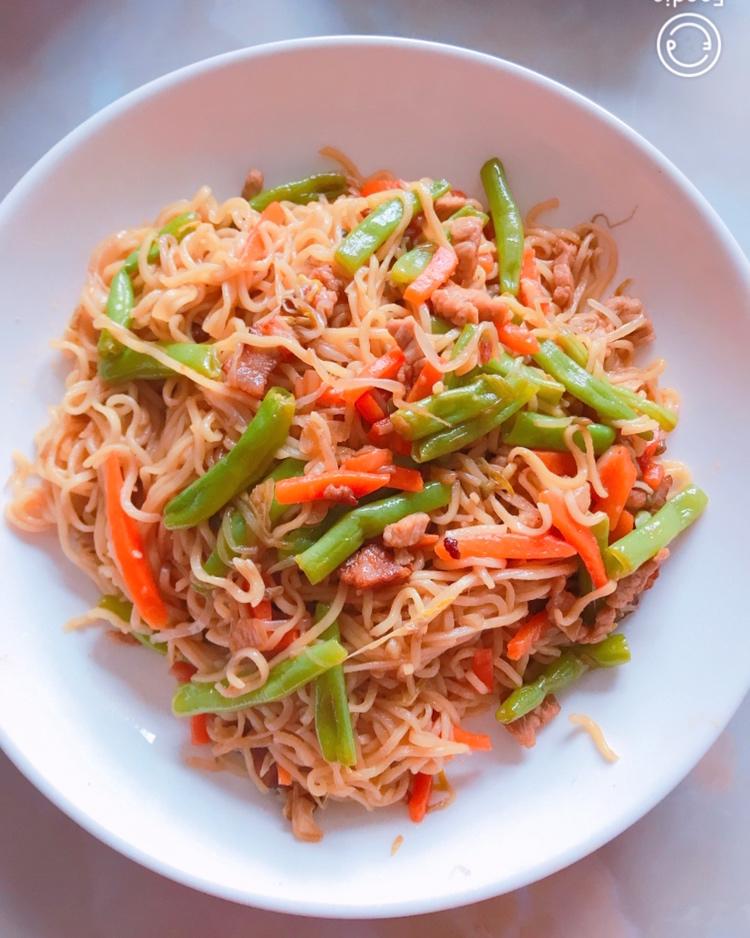 豆角焖面