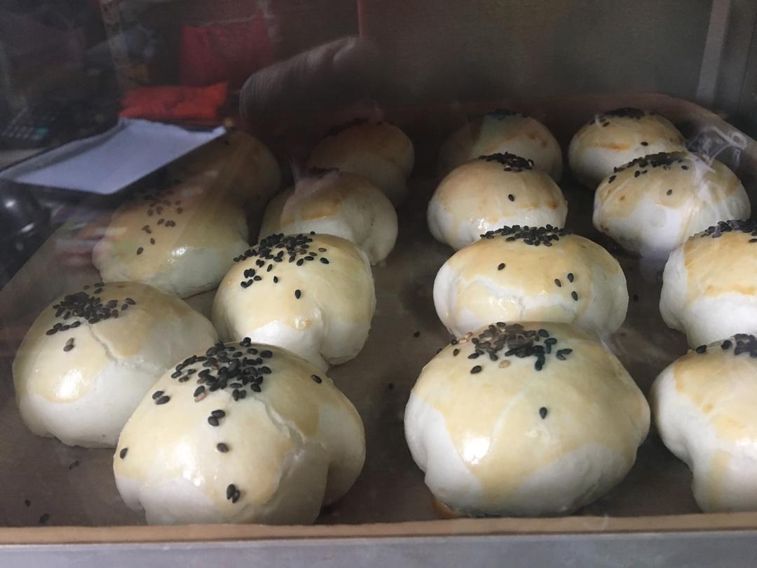 泳式鲜肉榨菜月饼
