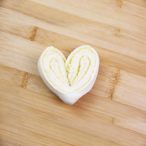 daogrs七夕甜蜜浪漫表白——心形椰蓉面包的做法 步骤13