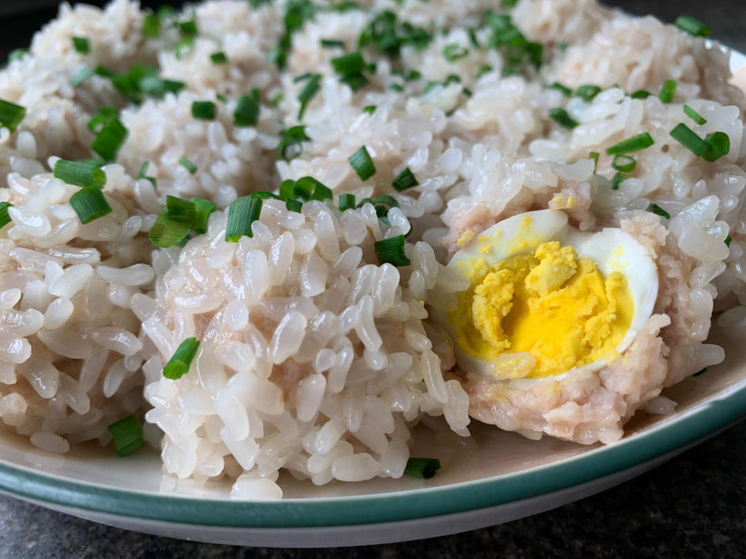 鹌鹑蛋糯米肉丸（16岁菇凉版）