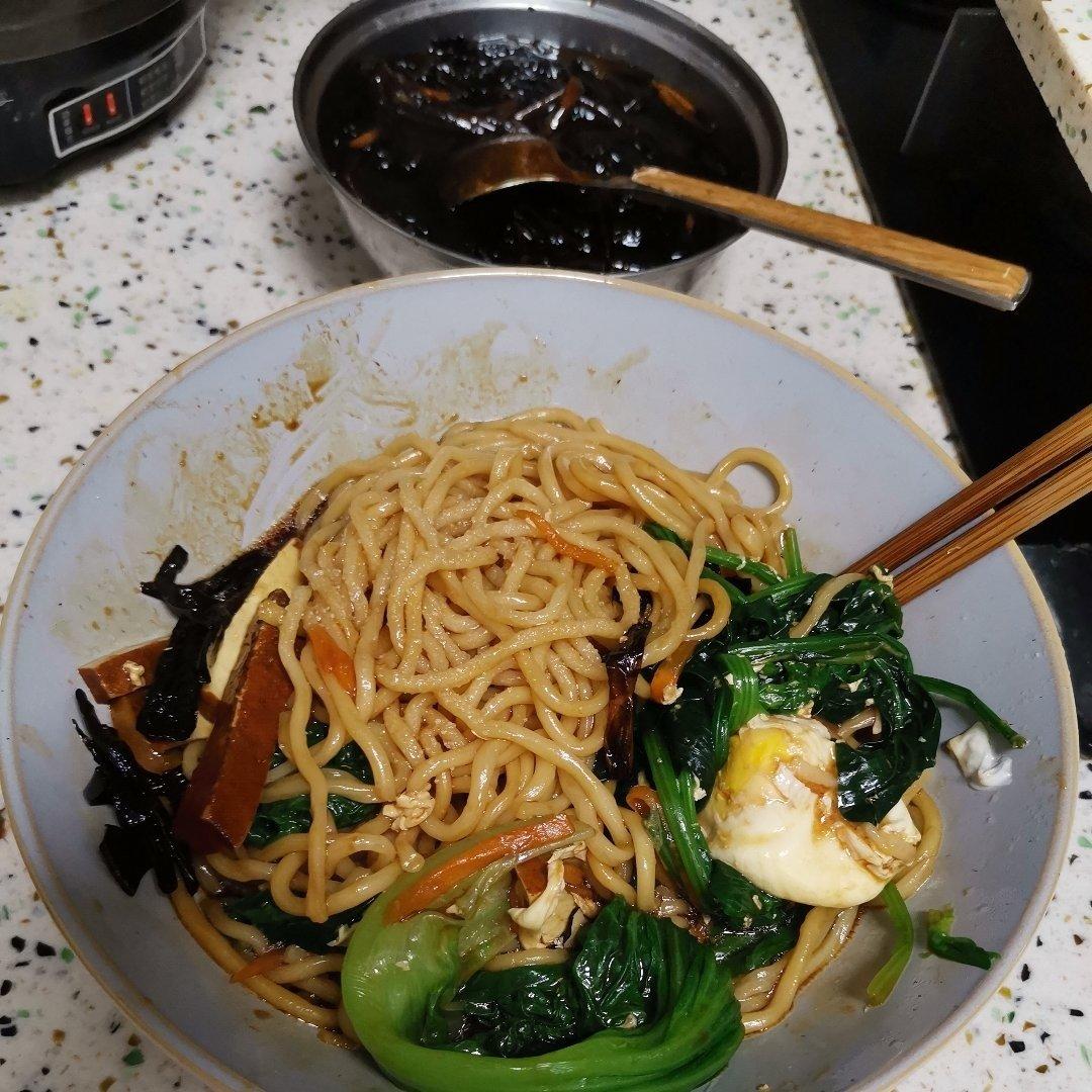 简单好吃的葱油面