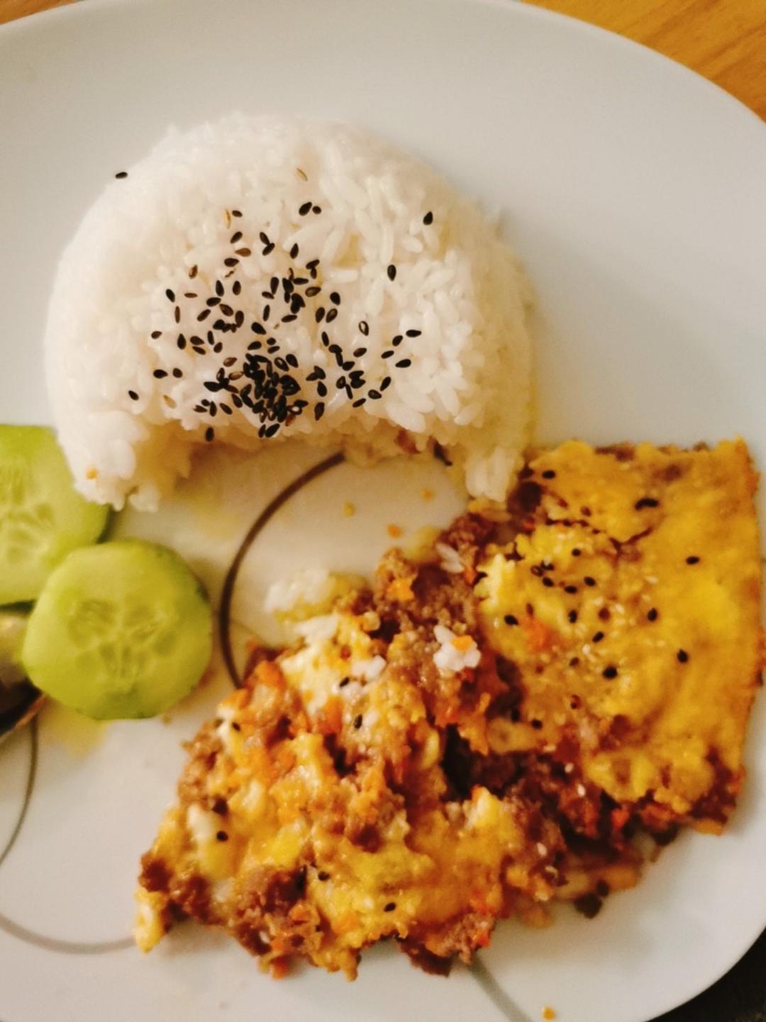 猪肉末蒜蓉煎蛋