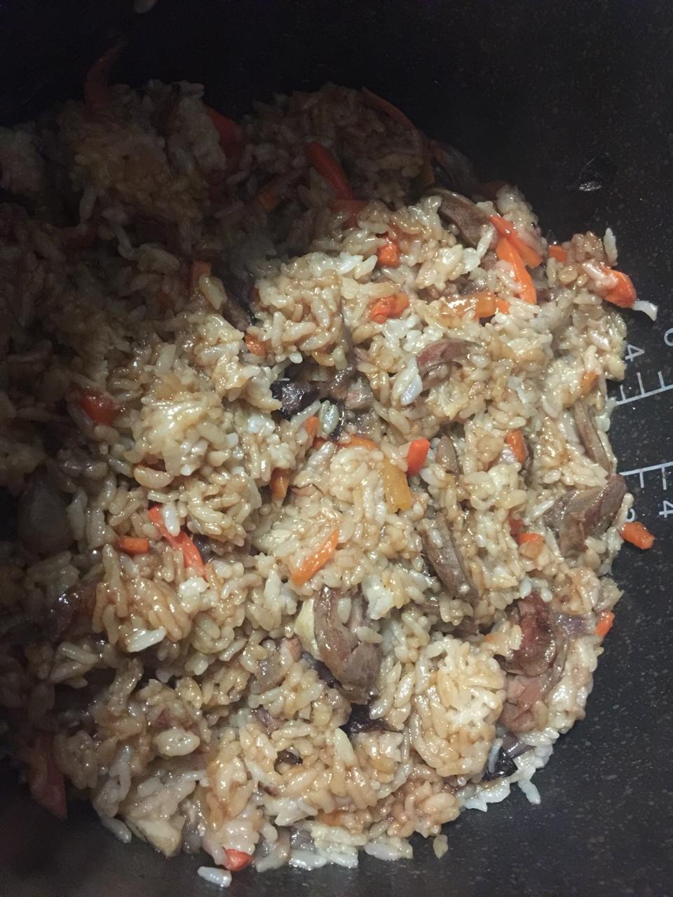 电饭煲香肠焖饭