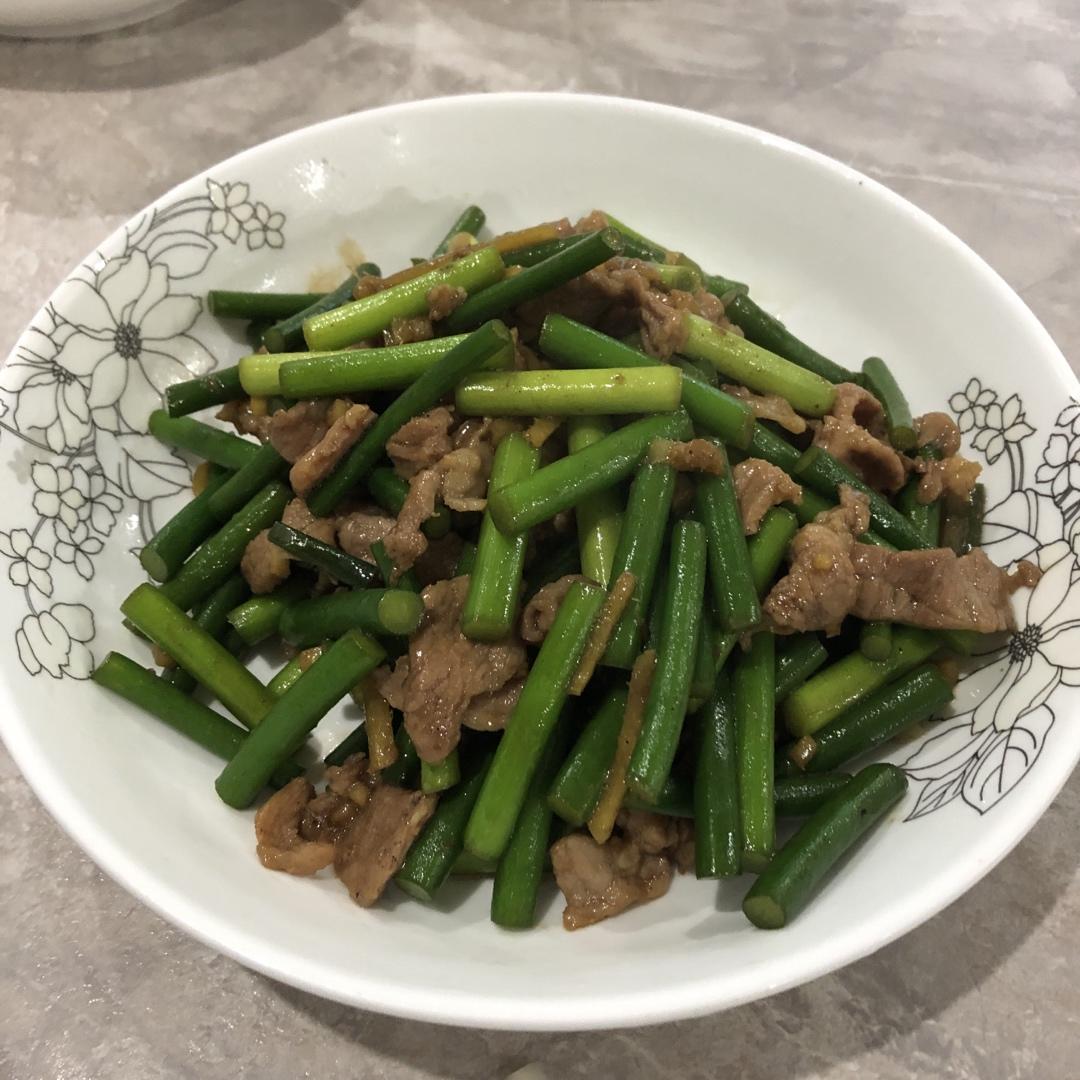 家常菜蒜薹炒肉（蒜苔炒肉）