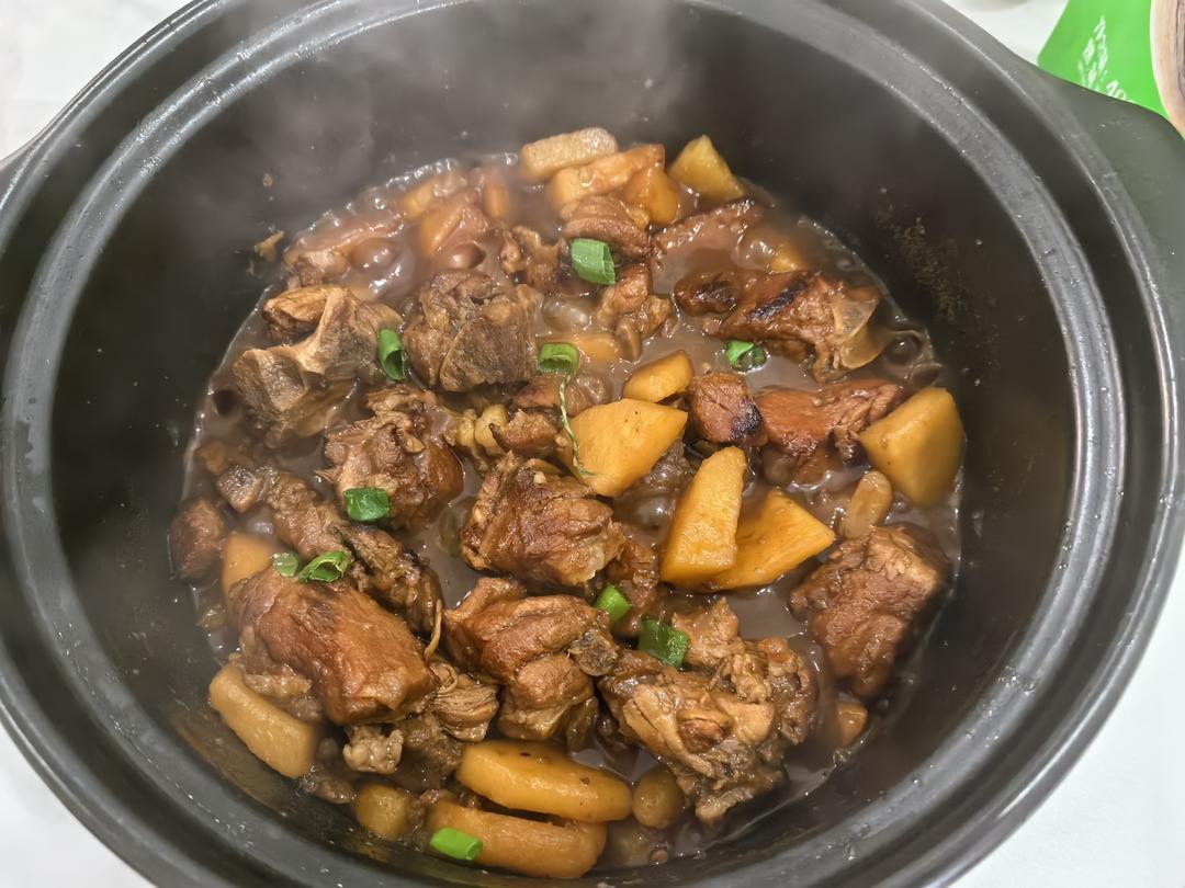土豆炖排骨
