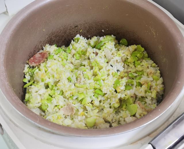 蚕豆米焖饭的做法