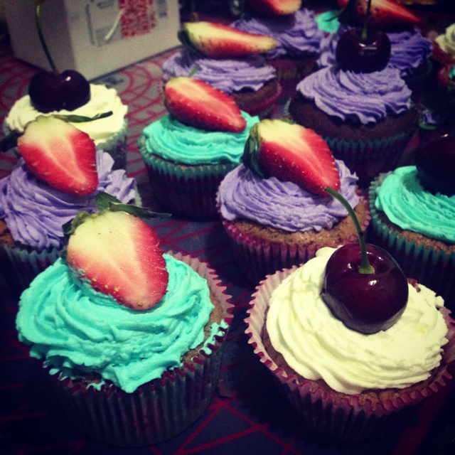 清新莓果奶油cupcake