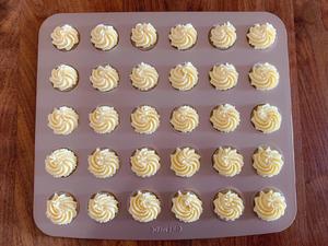 黄油曲奇➕巧克力曲奇的做法 步骤4