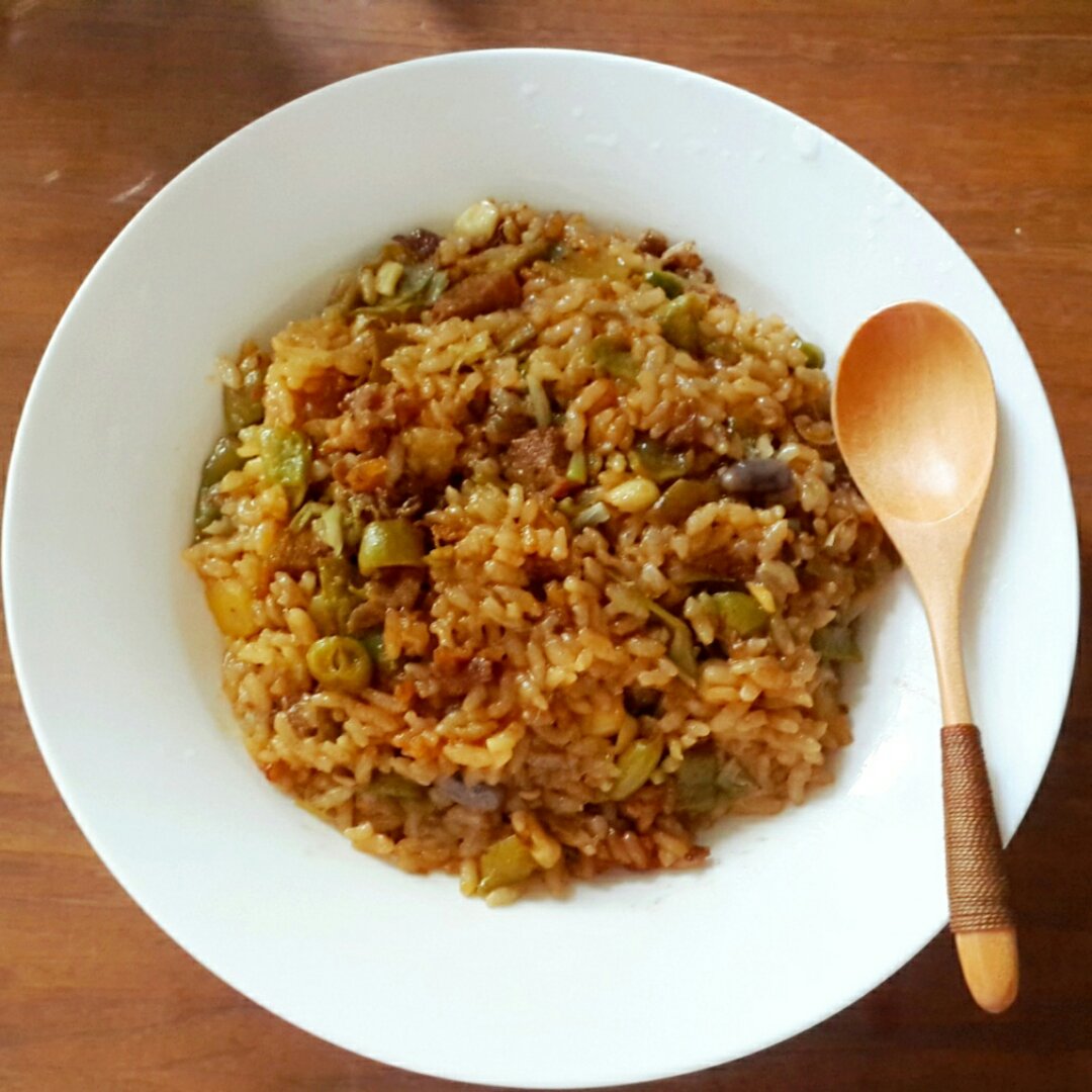 甜蜜蜜sunshine做的土豆焖饭(电饭锅版)