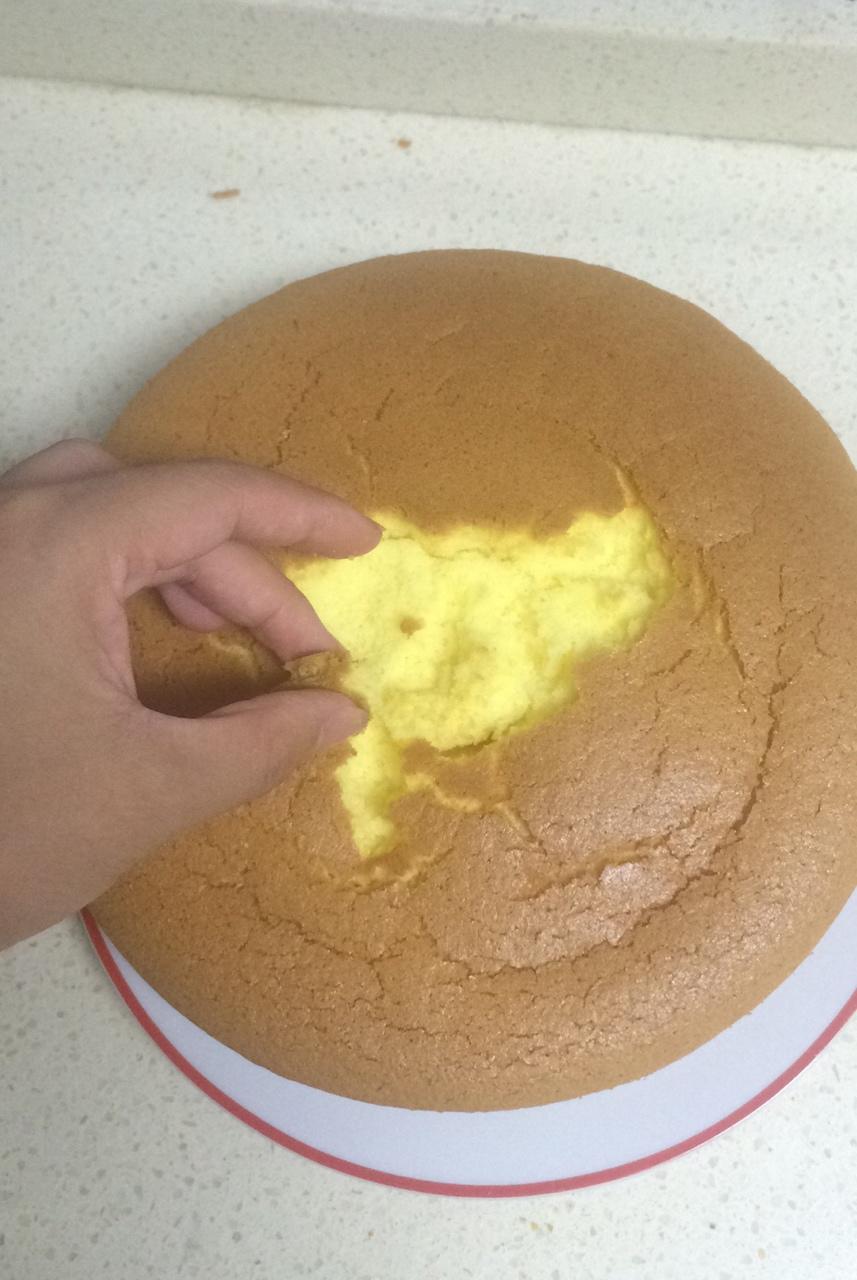 烤箱做蛋糕（戚风蛋糕的做法）