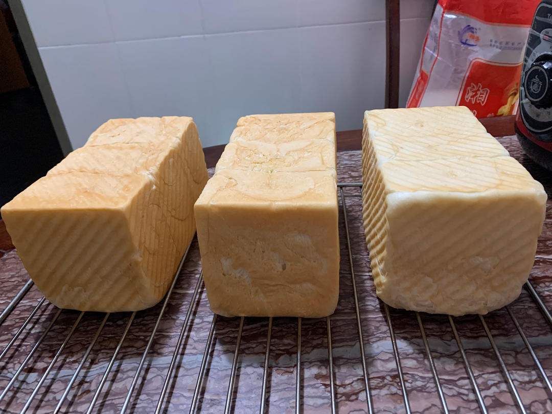 超润的酸奶吐司