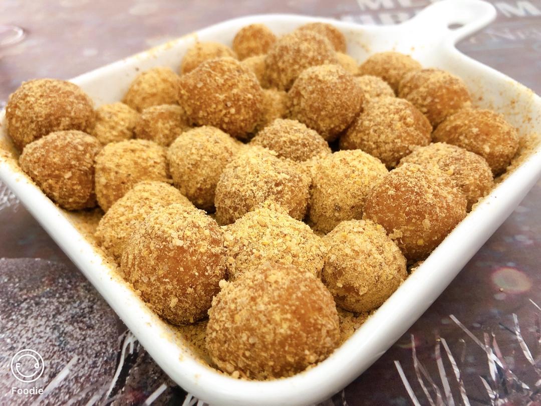 chen兰做的麻糍(也叫糍粑)