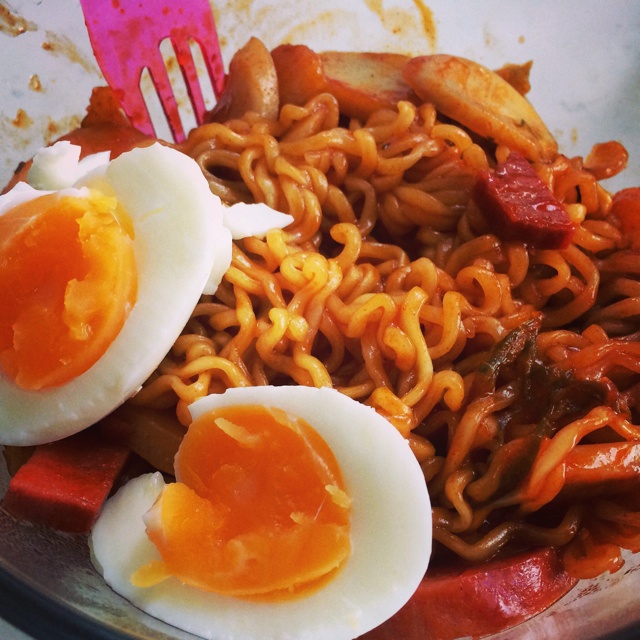 正宗韩国泡菜年糕方便面