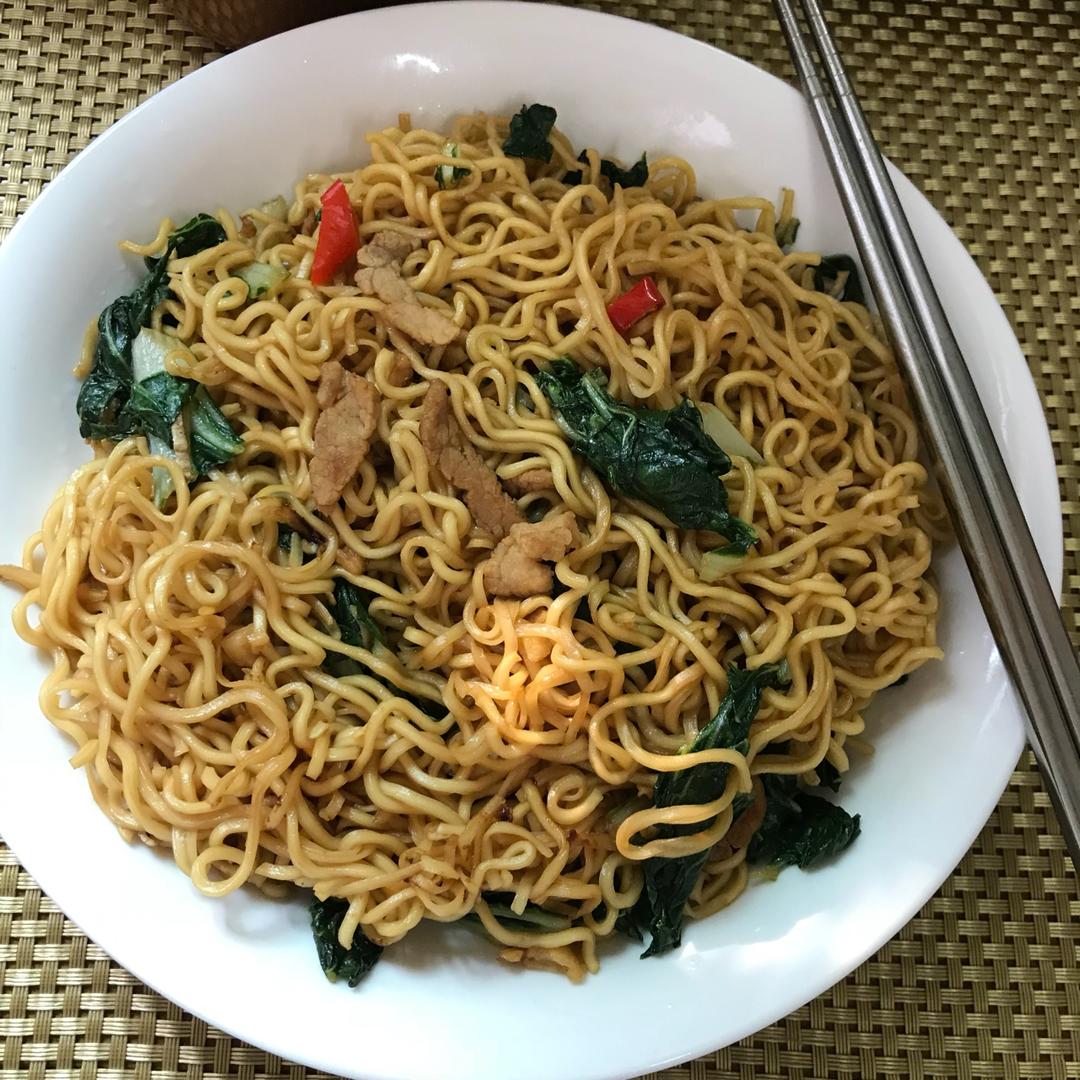 肉丝炒面