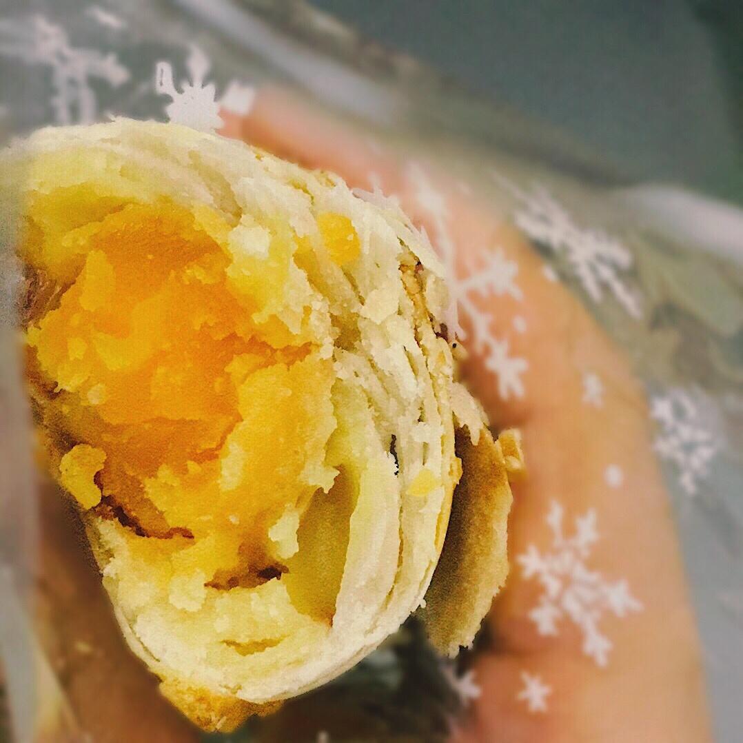 蛋黄酥：抹茶酥：（奶黄味）