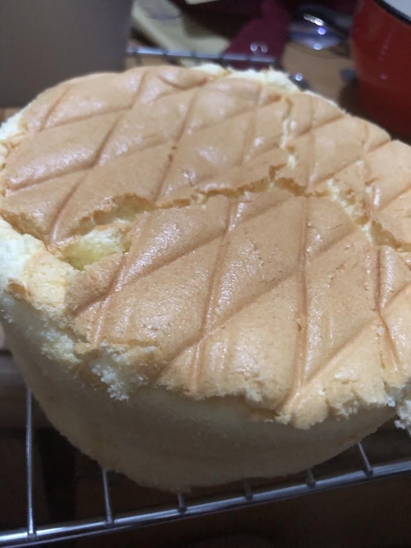 超柔软6寸戚风蛋糕(附8寸配方)零失败 超详细‼️含操作视频