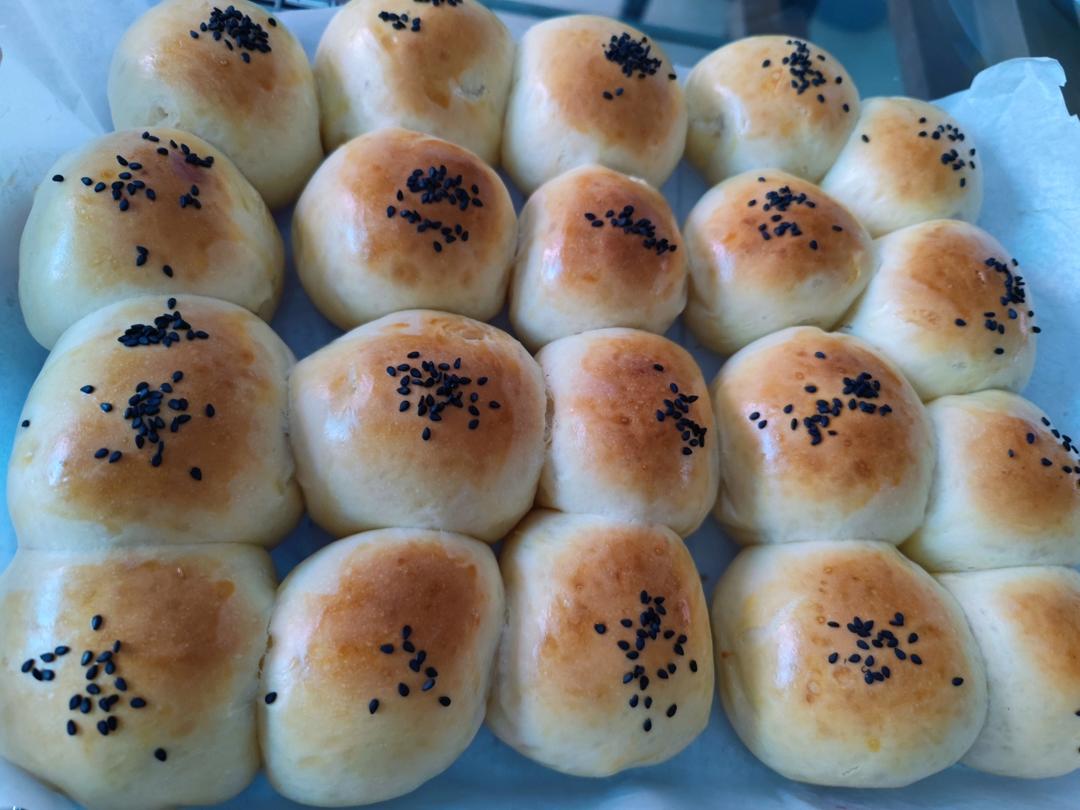 超软牛奶餐包，此配方超软不甜易出膜，放一礼拜不变硬