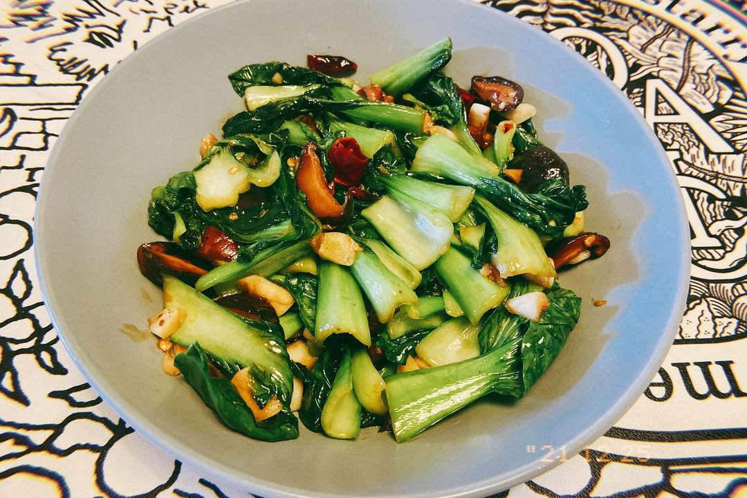 青菜烧香菇