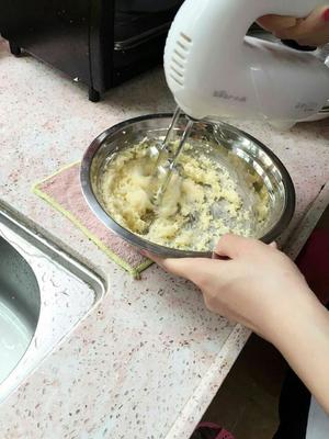 冰皮月饼（蛋黄陷）的做法 步骤6