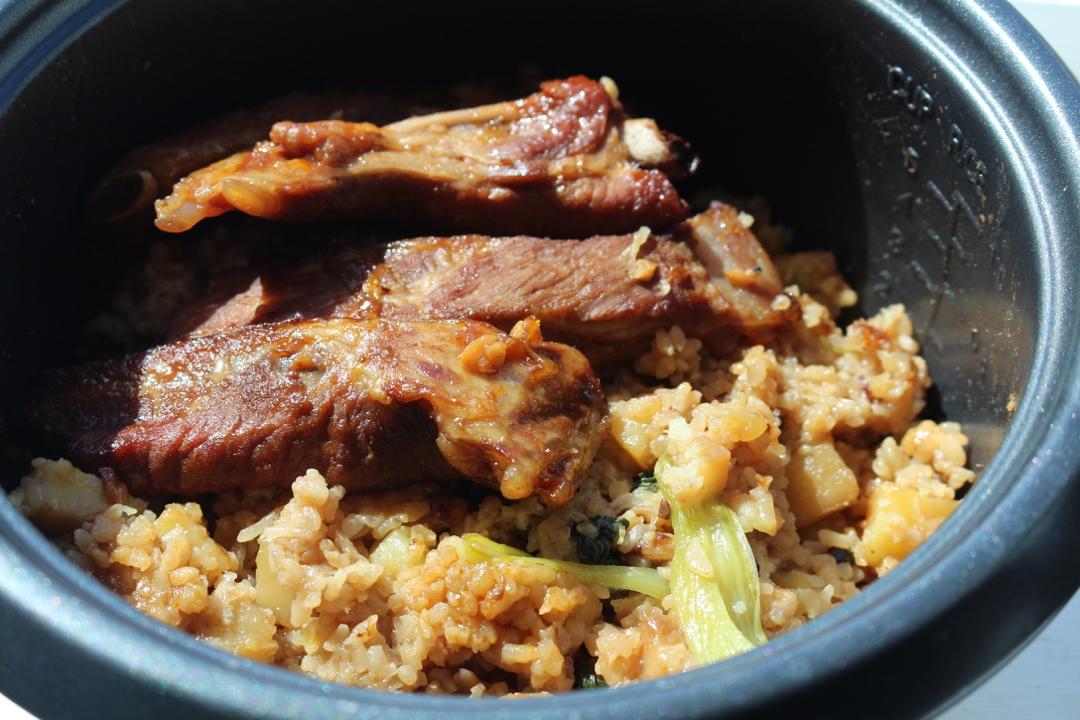 土豆焖饭（电饭锅版）