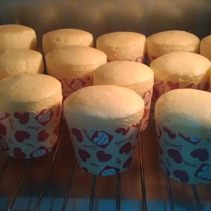 超软的~酸奶蛋糕