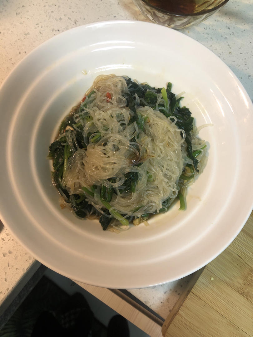 万能凉拌菜料汁（凉拌菠菜粉丝）
