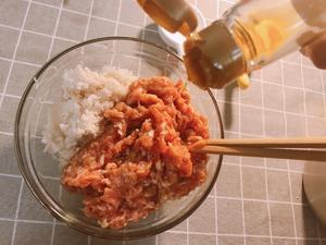 香喷喷的猪肉莲藕馅饺子的做法 步骤12
