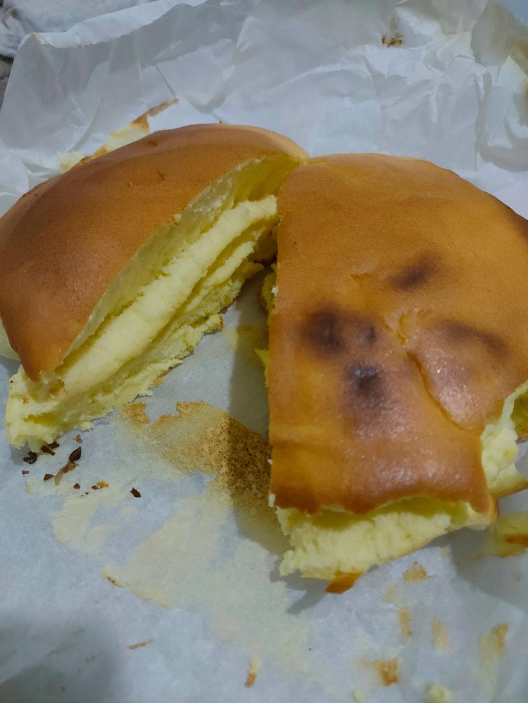 烤舒芙蕾🥞简单方便一次成功～口感绵密好吃😋