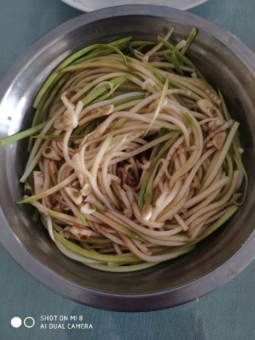 捞汁西葫芦