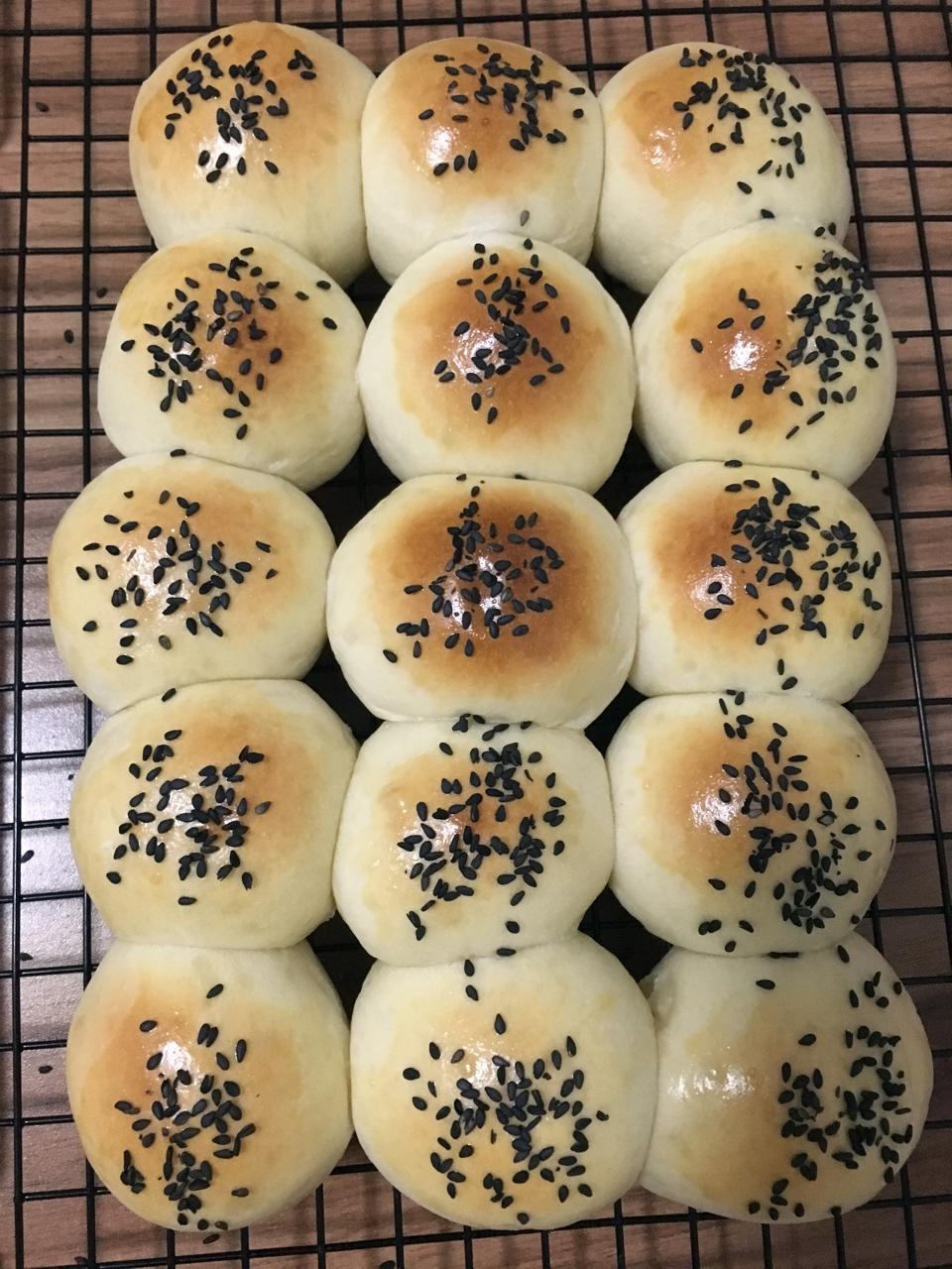 鲜奶油小餐包（一次发酵）