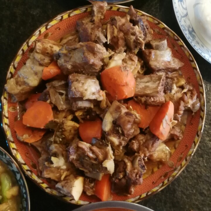 【电饭煲土豆焖排骨】