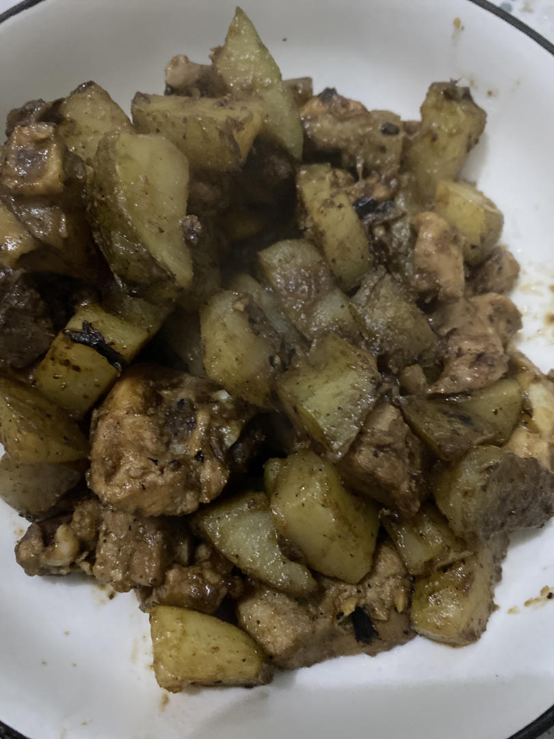 土豆焖鸡腿