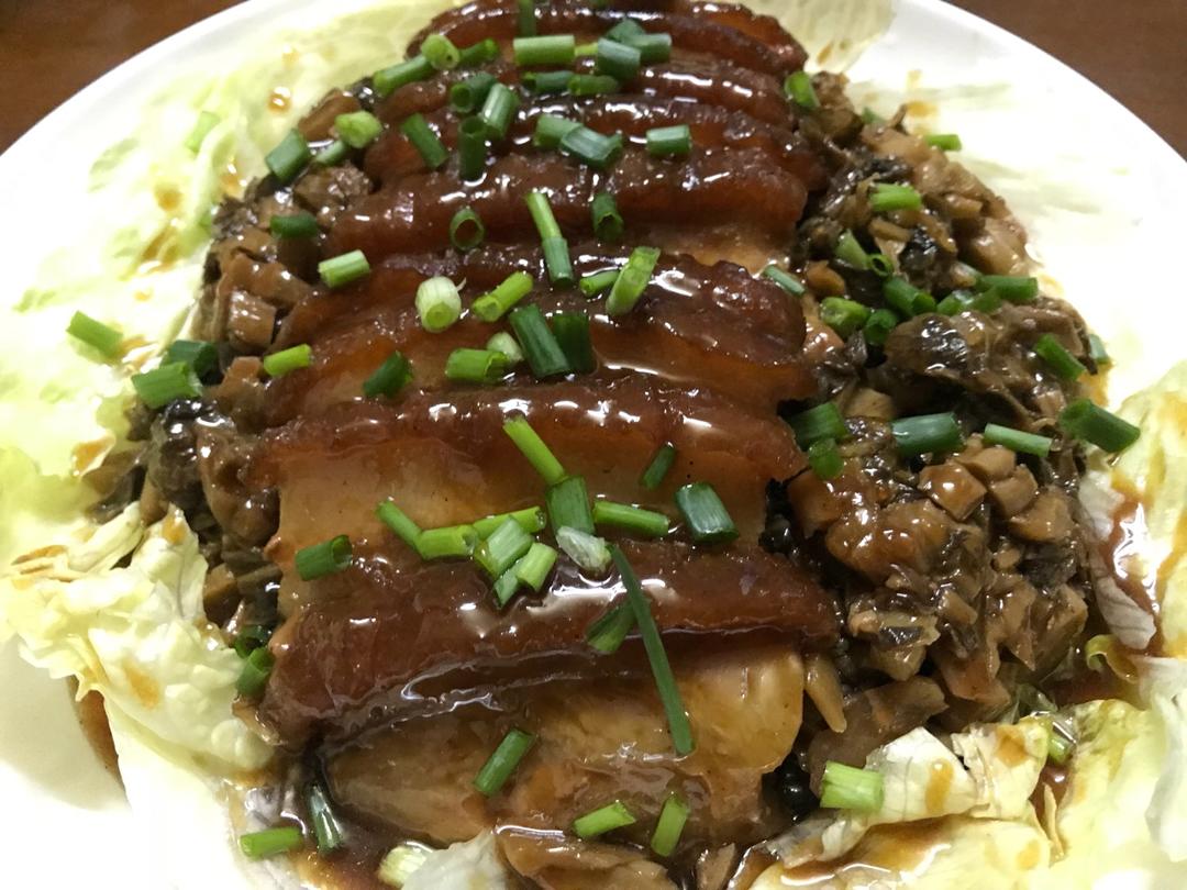 香气十足的梅干菜扣肉