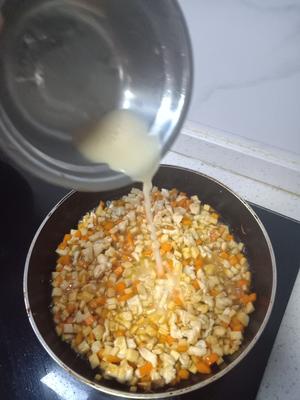 杏鲍菇胡萝卜炒鸡胸肉的做法 步骤9