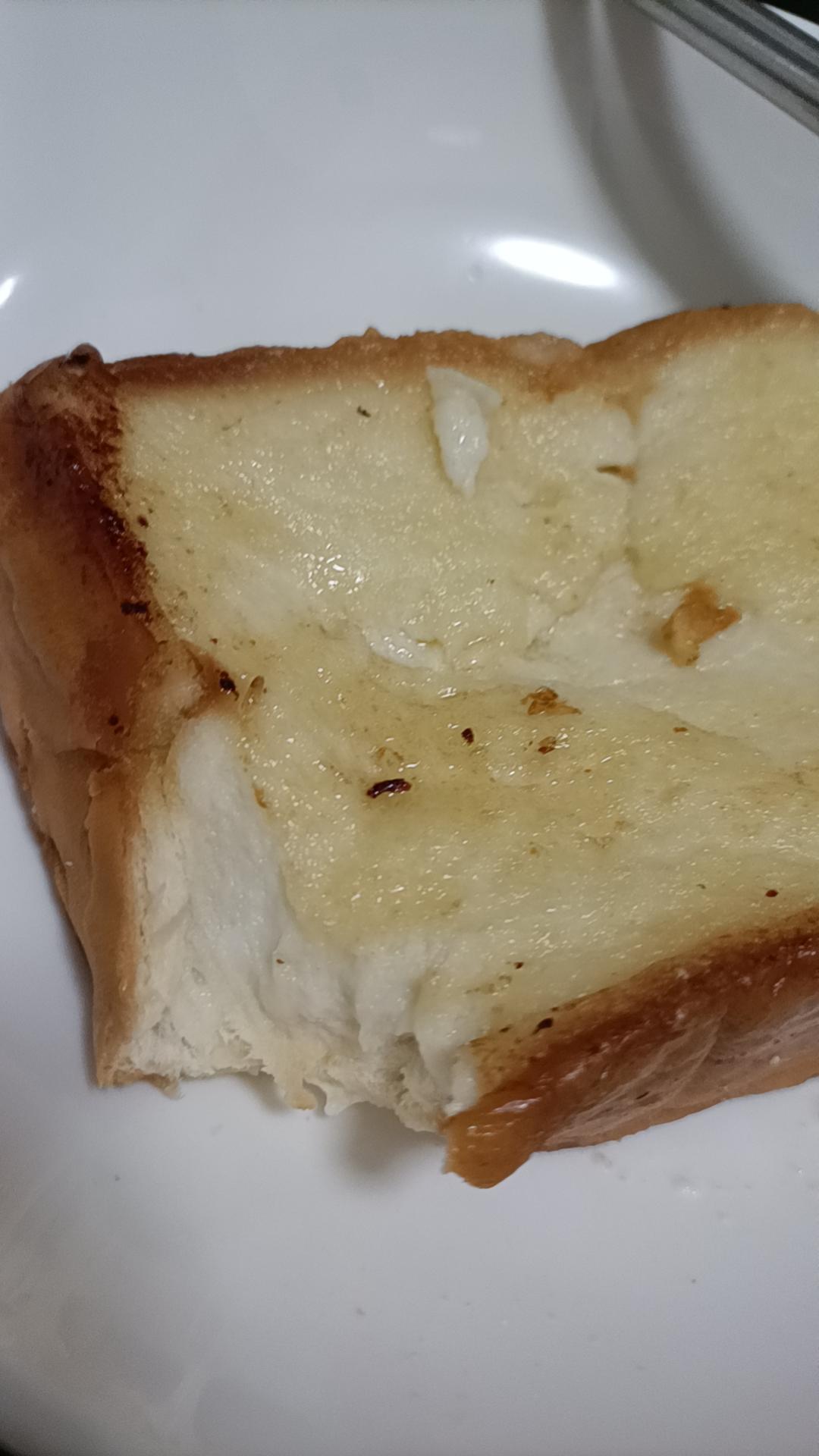 黄油牛奶爆浆吐司