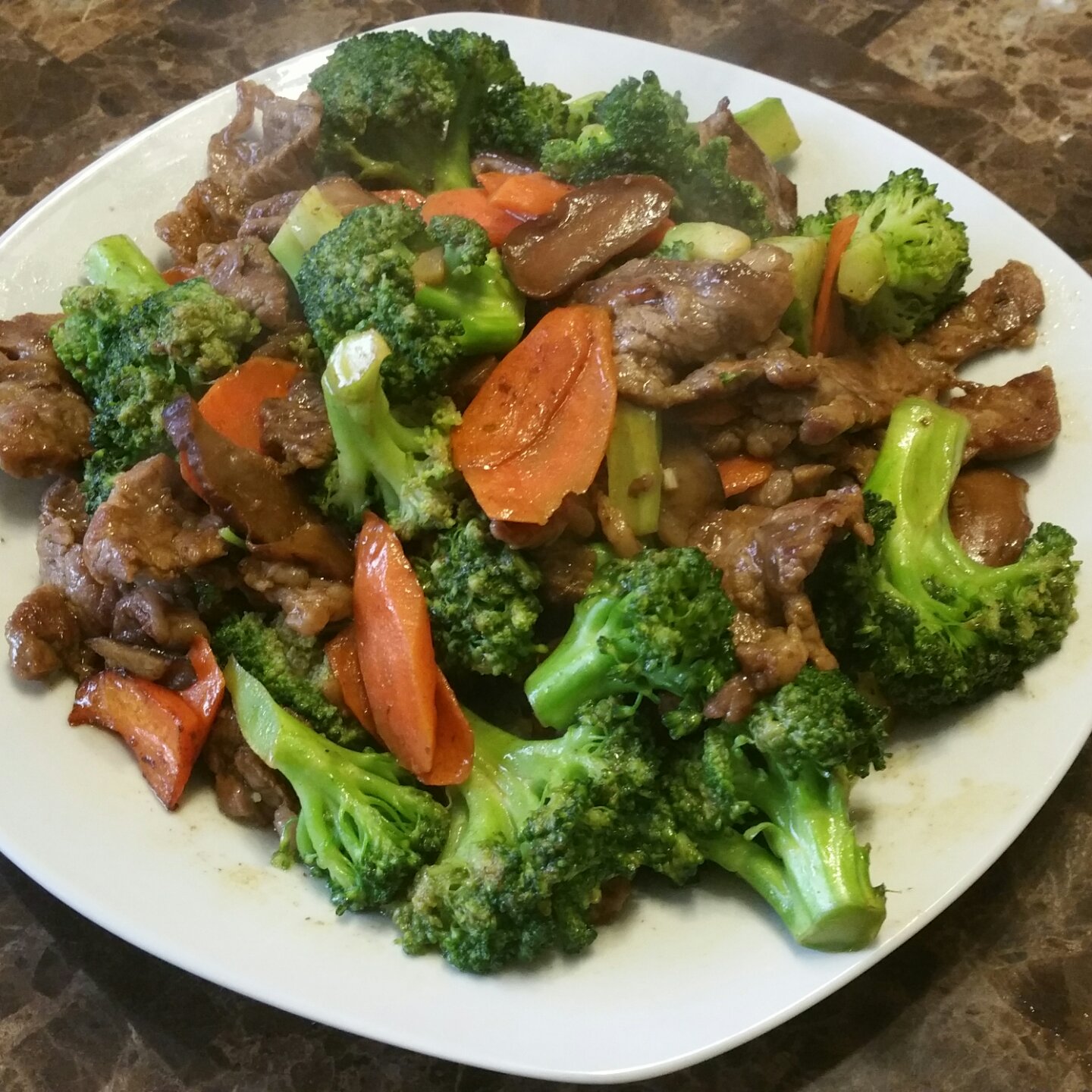 牛肉炒西兰花